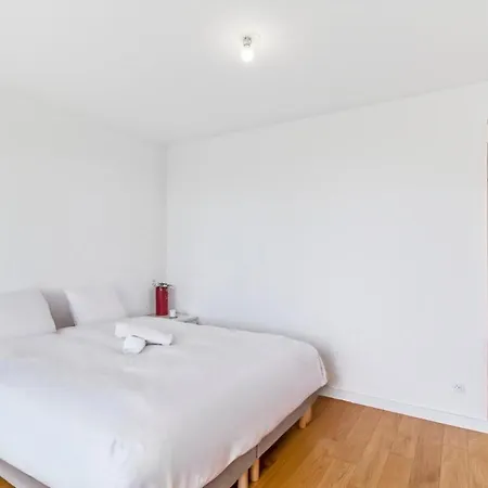 Apartment Sun Paradise -Stylish Flat-Rooftop Pool Access-Monaco View *