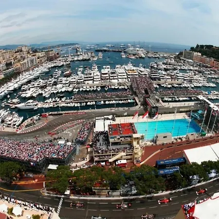 Apartment Sun Paradise -Stylish Flat-Rooftop Pool Access-Monaco View *